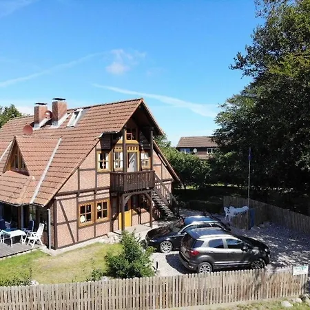 Raschke Apartment